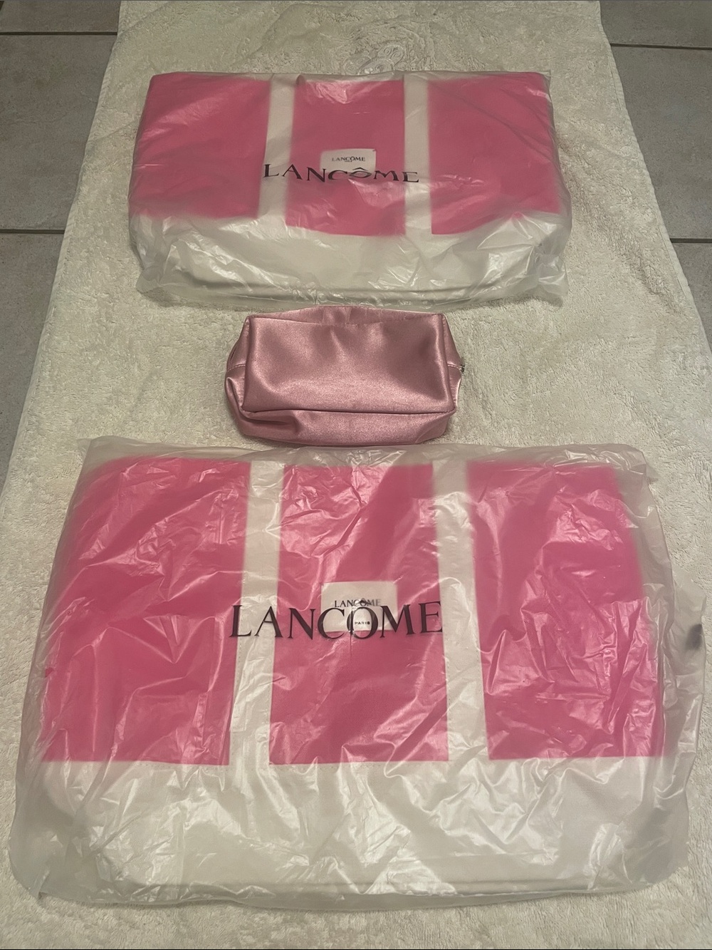 New Lancôme Pink and White Canvas Bags & Clinique Cosmetic Bag